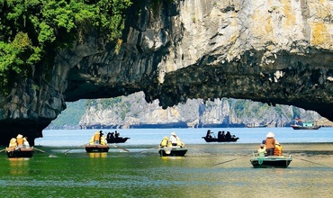 Top 5 most beautiful caves in Ha Long Bay