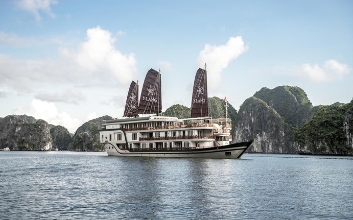 Heritage Line - Ylang cruise