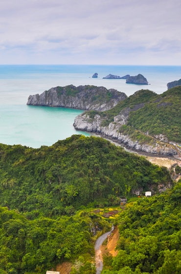 Cat Ba island