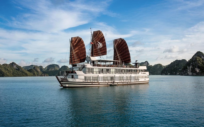 Ha Long Pelican Cruise