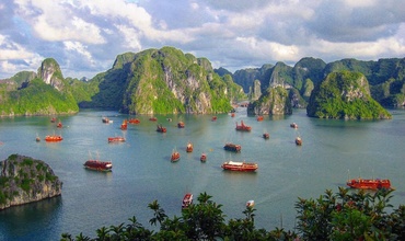 What's attractive in Ha Long in winter?