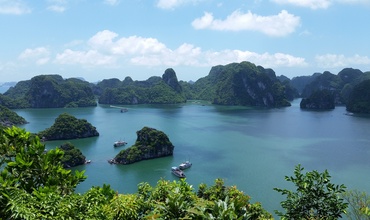 Ha Long Bay: Fun places, travel experiences from A-Z