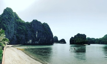 Discover Nam Cat Island "ten thousand people love" on Lan Ha Bay